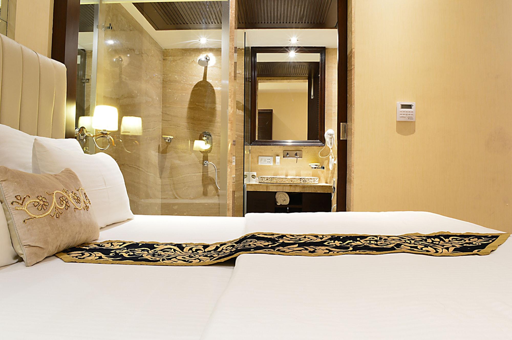 Hotel Emperor Palms New Delhi Exterior photo