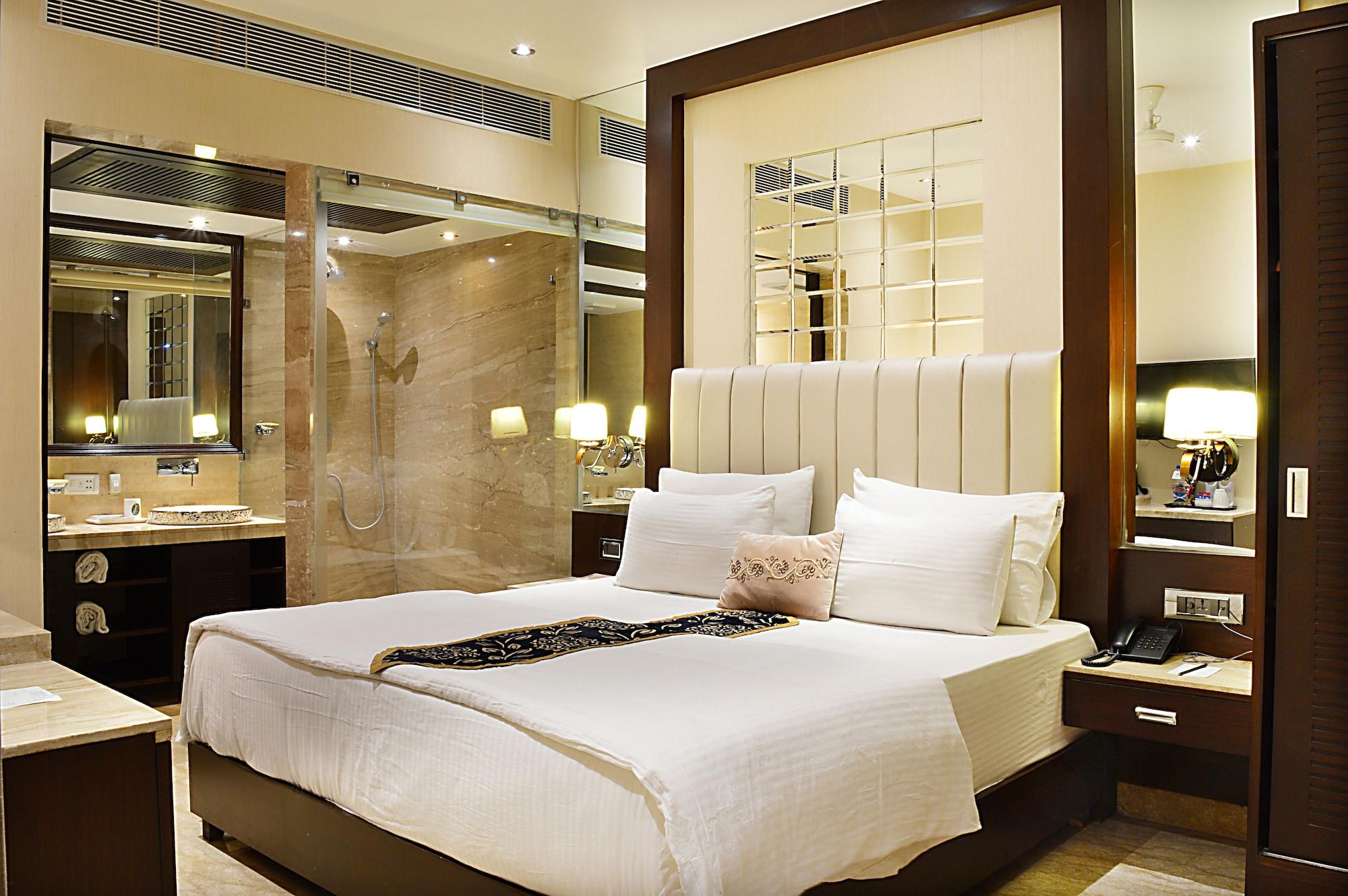 Hotel Emperor Palms New Delhi Exterior photo