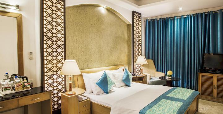Hotel Emperor Palms New Delhi Exterior photo