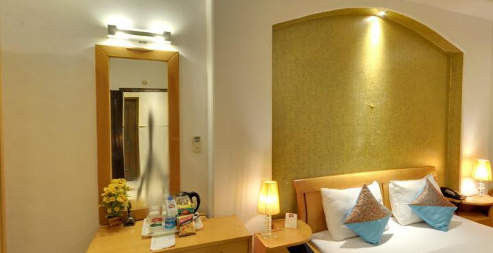 Hotel Emperor Palms New Delhi Exterior photo